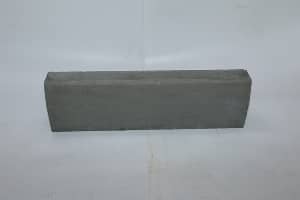medium kerbstone flushed